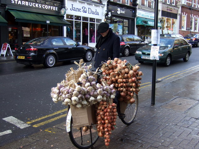 Riddle 86 Onion_seller_in_Heath_Street_-_geograph.org.uk_-_1072379
